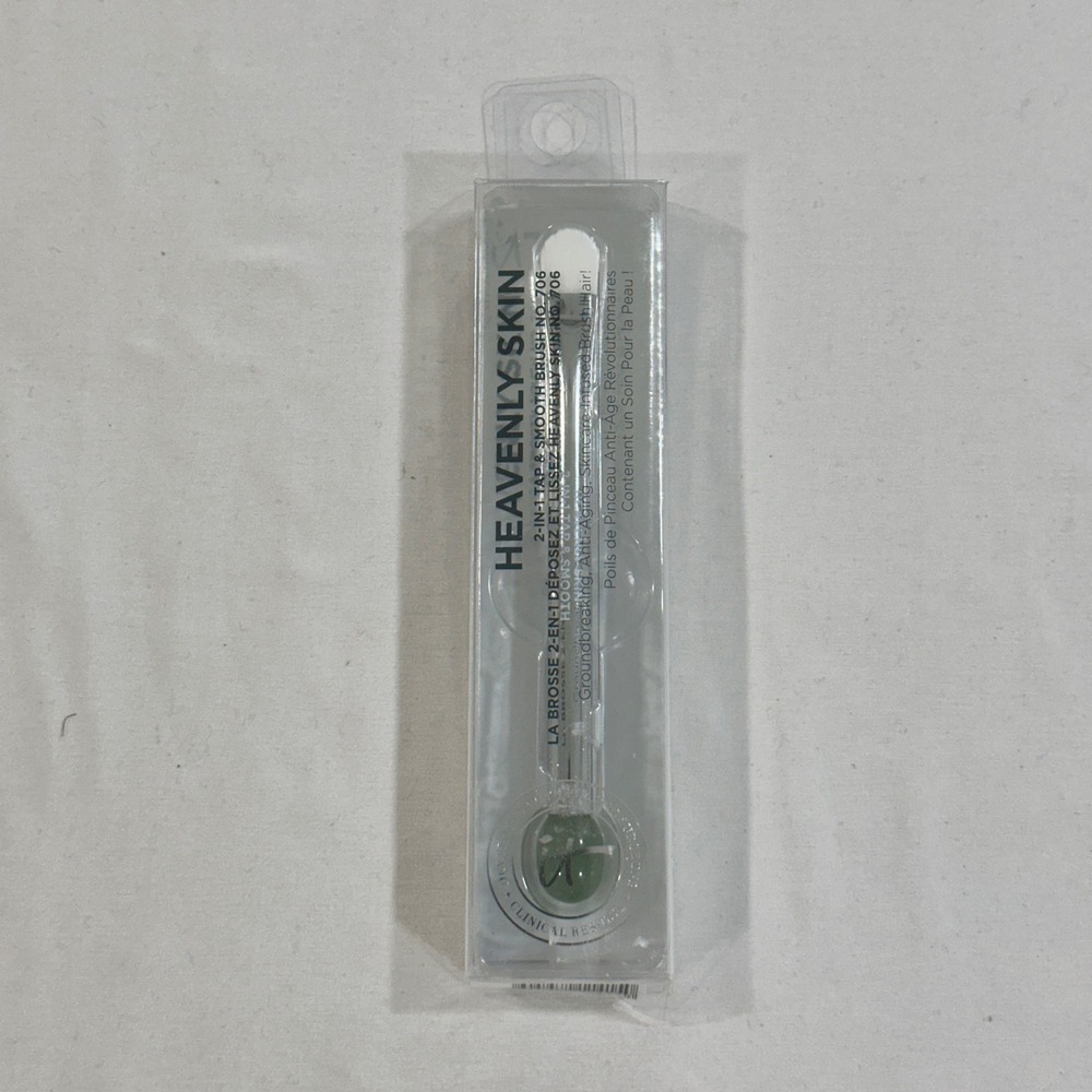 IT Cosmetics Heavenly Skin 2-in-1 Tap & Smooth Brush No 706 Eye Cream Tool New